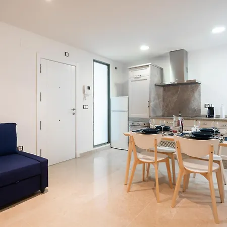 Cristobal Colon Centrico * Καντίζ