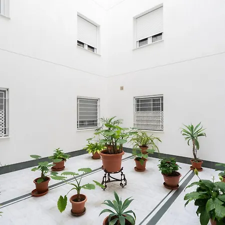 Cristobal Colon Centrico Cadiz