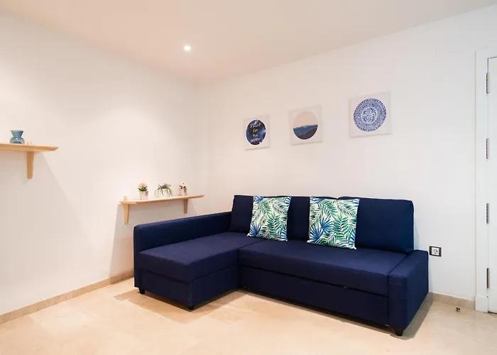 Cristobal Colon Centrico * Cadiz